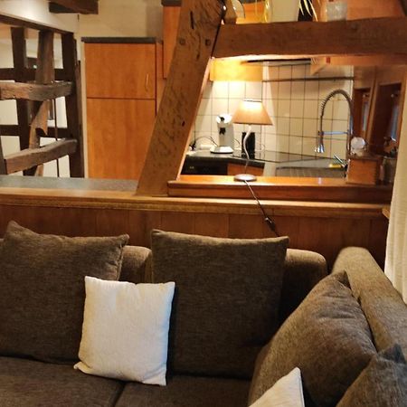 Gite Au Petit Ruisseau-Etage Et Combles-Maison Alsacienne 4 Personnes 4 Nuitees Minimum Langensoultzbach Екстериор снимка